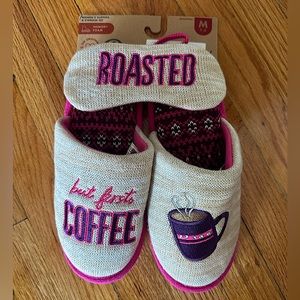 NWT dearfoam Slipper & Sleep Mask Set